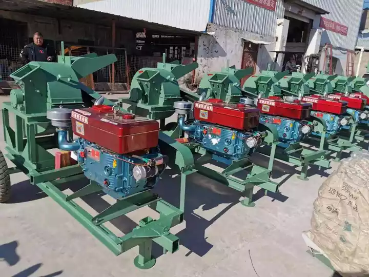 diesel-engine wood shredder