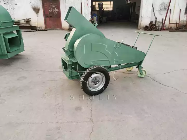 small wood chipper with wheels