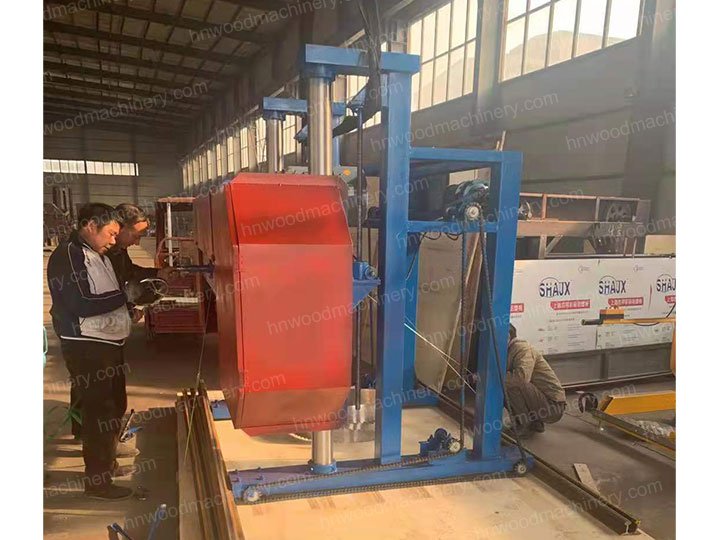 Portable horizontal band sawmill