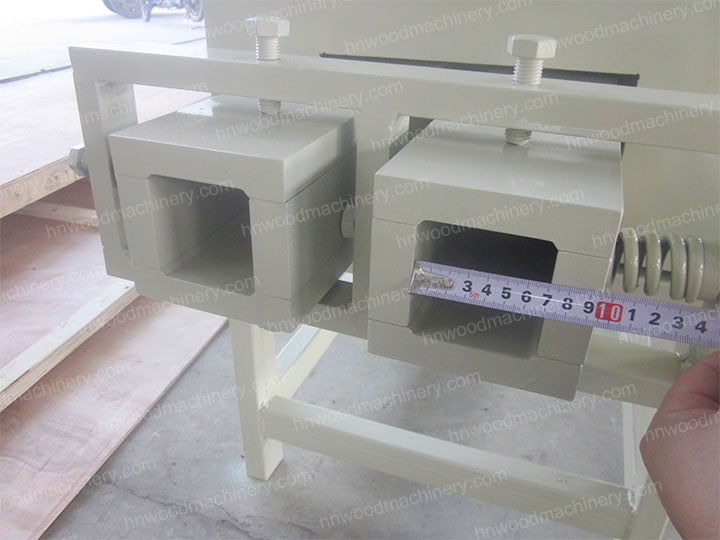 Pallet block making machine