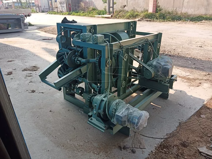 Machine à éplucher le bois à vendre expédiée avec succès au Brésil