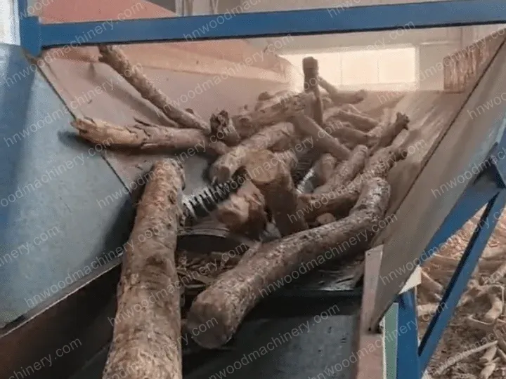 3 Types Of Wood Debarker: Efficient Solutions For Timber Processing 2 Groove-type wood peeling machine