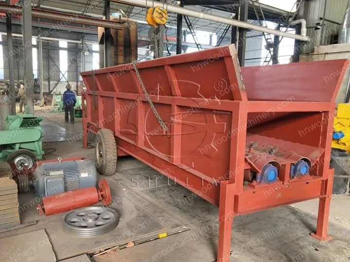 3 Types Of Wood Debarker: Efficient Solutions For Timber Processing 8 Horizontal debarking wood machine