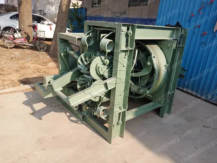 Mesin debarker kayu