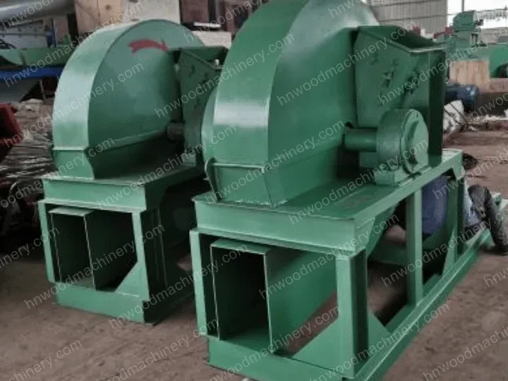 Bahamas Customer Buys Wood Shaving Machine For Livestock Bedding 1 Wood shaver machine