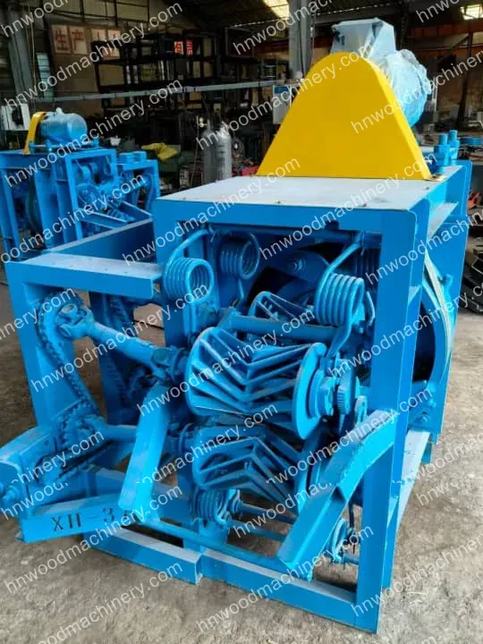 Debarking wood machine