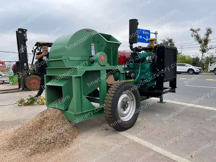 Máquina para fabricar aserrín de madera